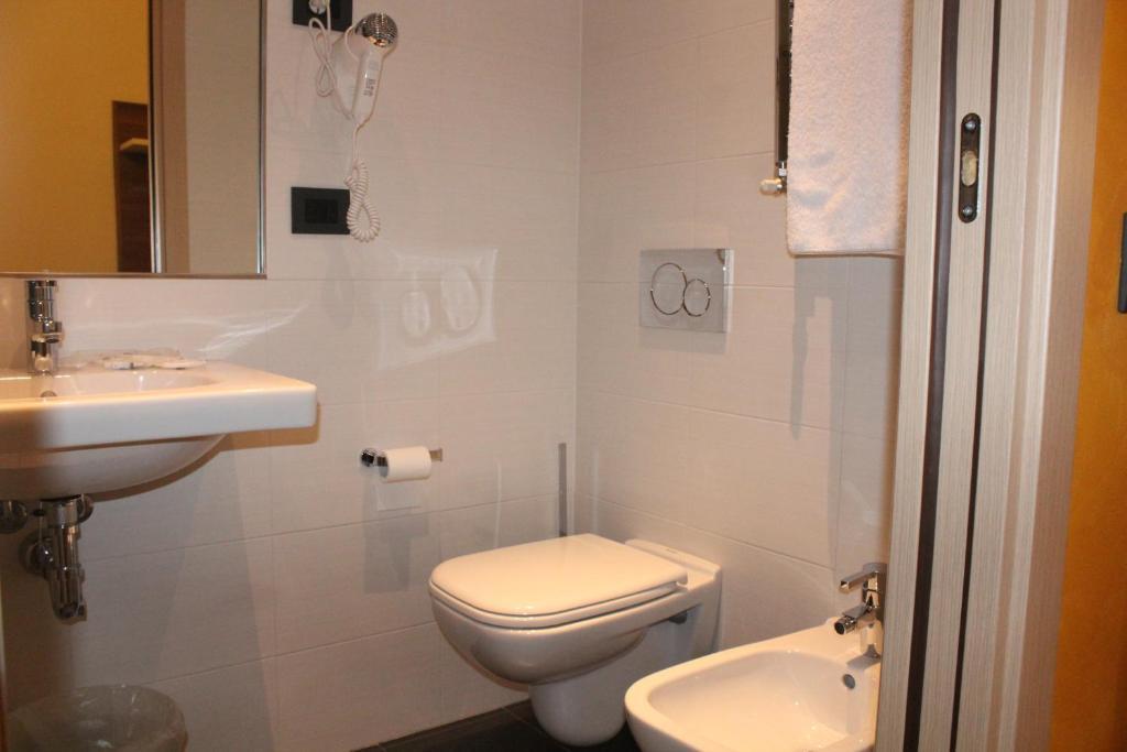 House Beatrice Milano Hotel ภายนอก รูปภาพ